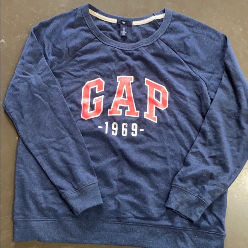 Sweatshirt